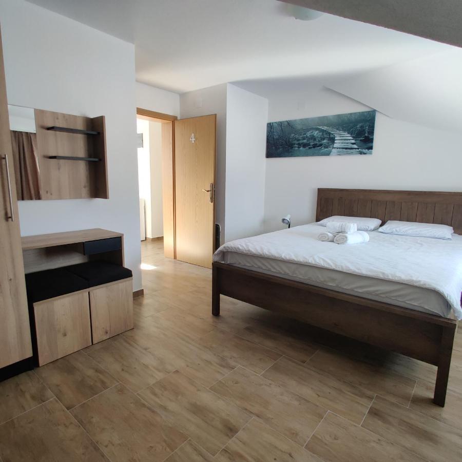 Guest House Sapina كورينيتسا المظهر الخارجي الصورة