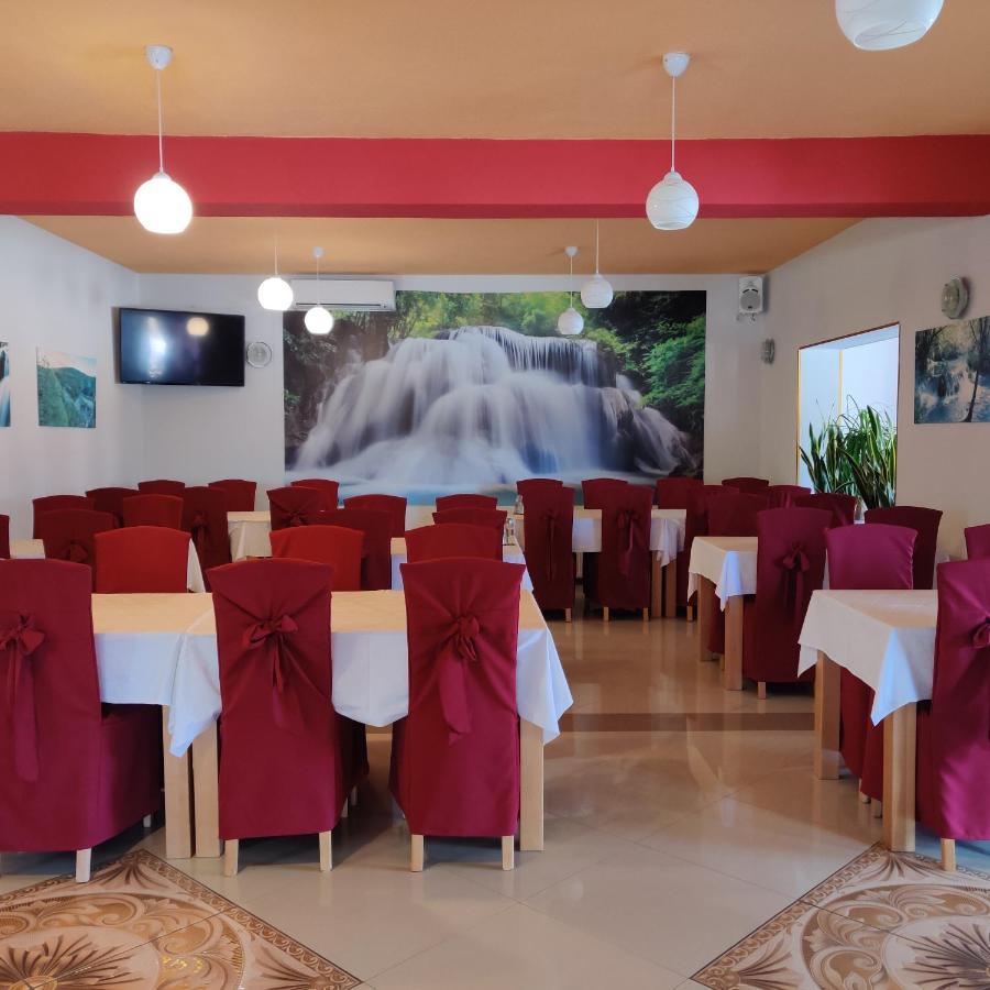 Guest House Sapina كورينيتسا المظهر الخارجي الصورة