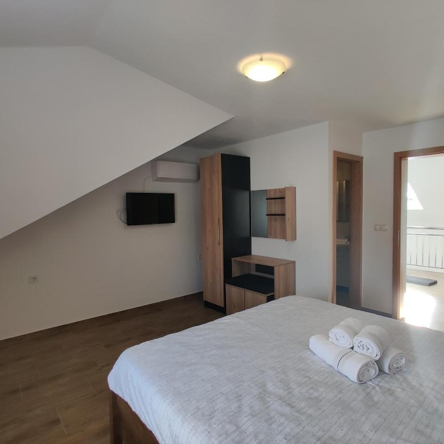 Guest House Sapina كورينيتسا المظهر الخارجي الصورة